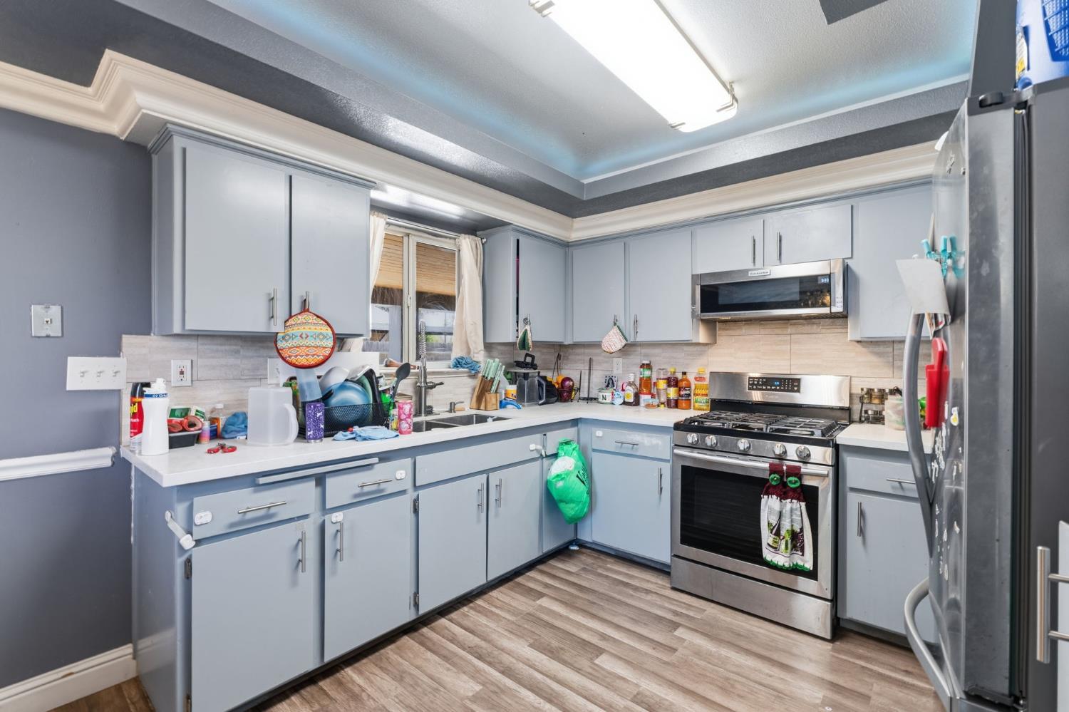 13415 S Vanderburgh St, Caruthers, CA 93609
