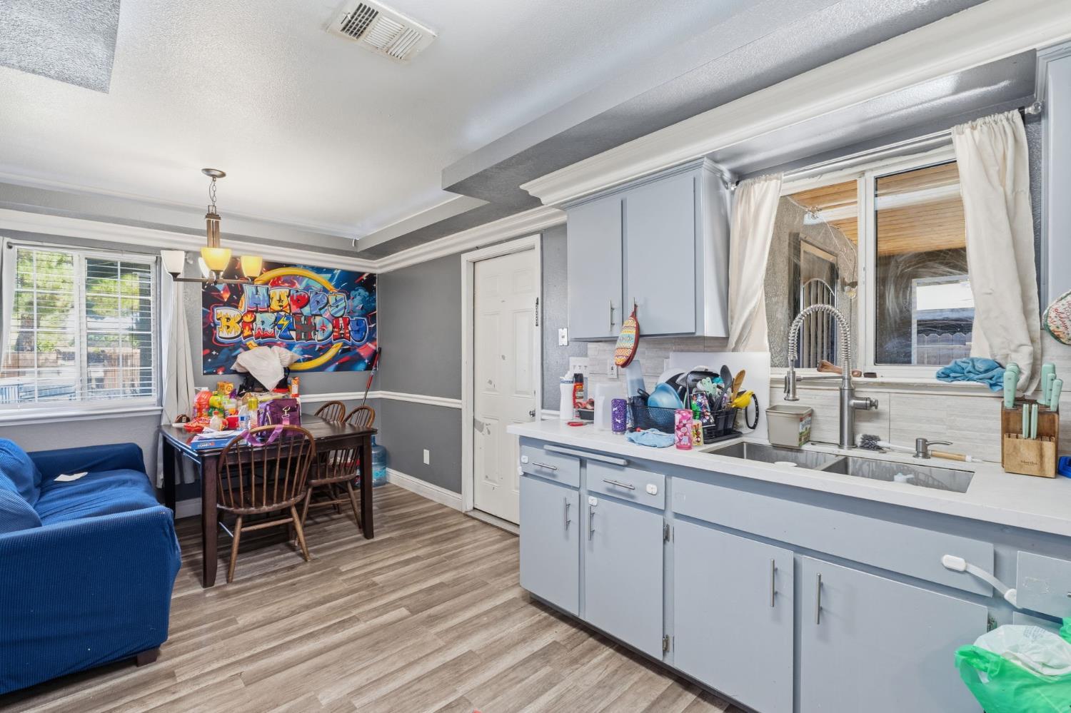13415 S Vanderburgh St, Caruthers, CA 93609