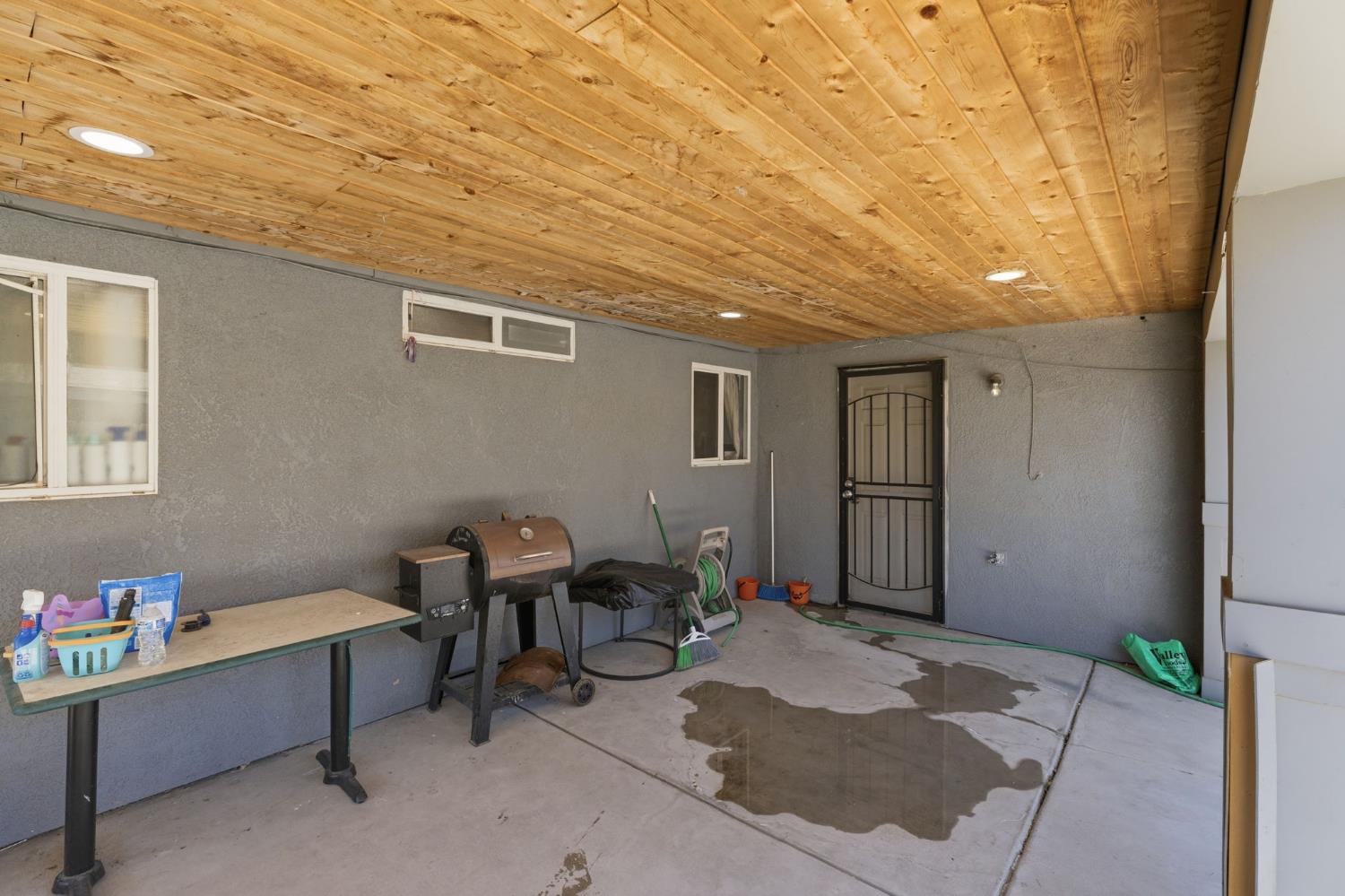 13415 S Vanderburgh St, Caruthers, CA 93609