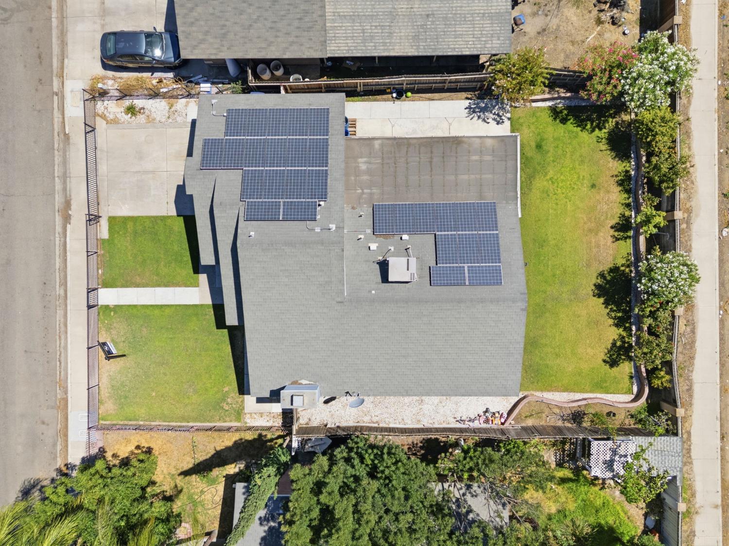 13415 S Vanderburgh St, Caruthers, CA 93609