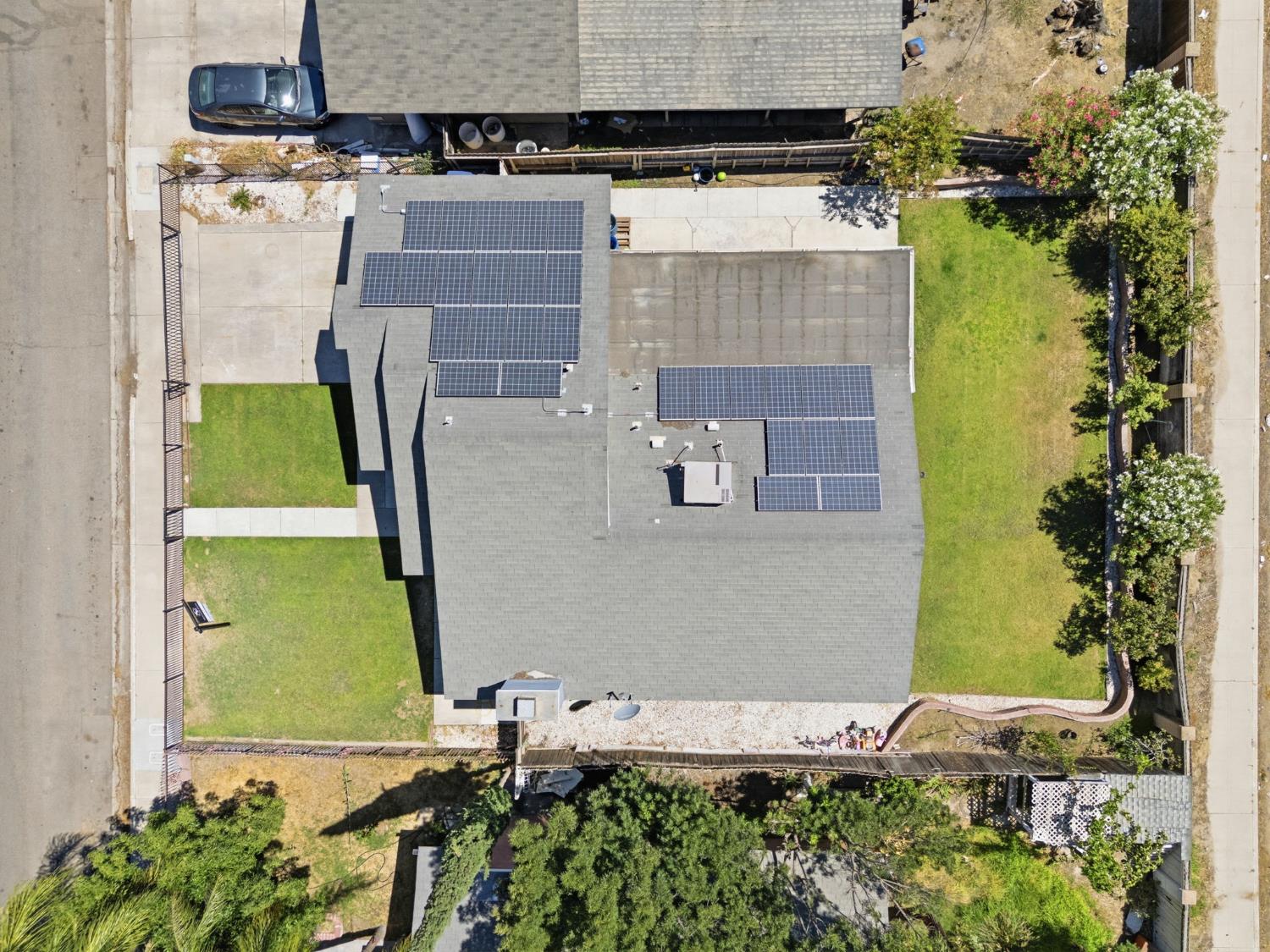 13415 S Vanderburgh St, Caruthers, CA 93609
