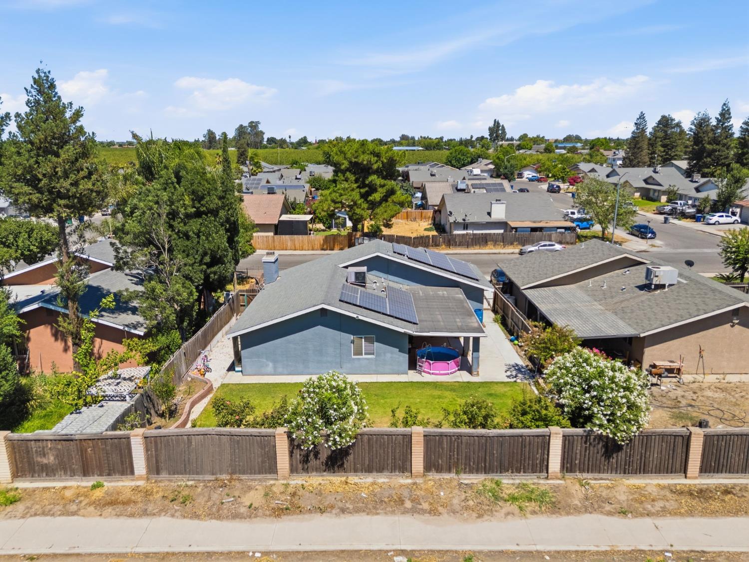 13415 S Vanderburgh St, Caruthers, CA 93609