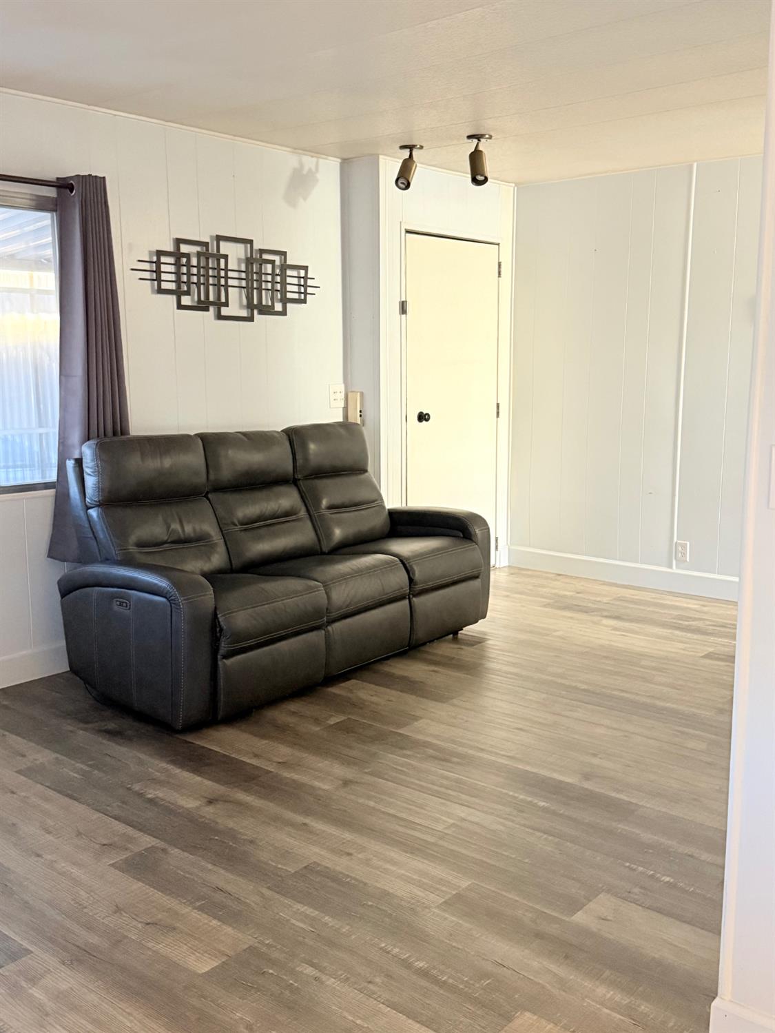 1500 Villa Ave #107, Clovis, CA 93612