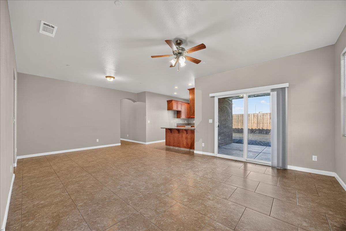 750 Celaya Way, Orange Cove, CA 93646