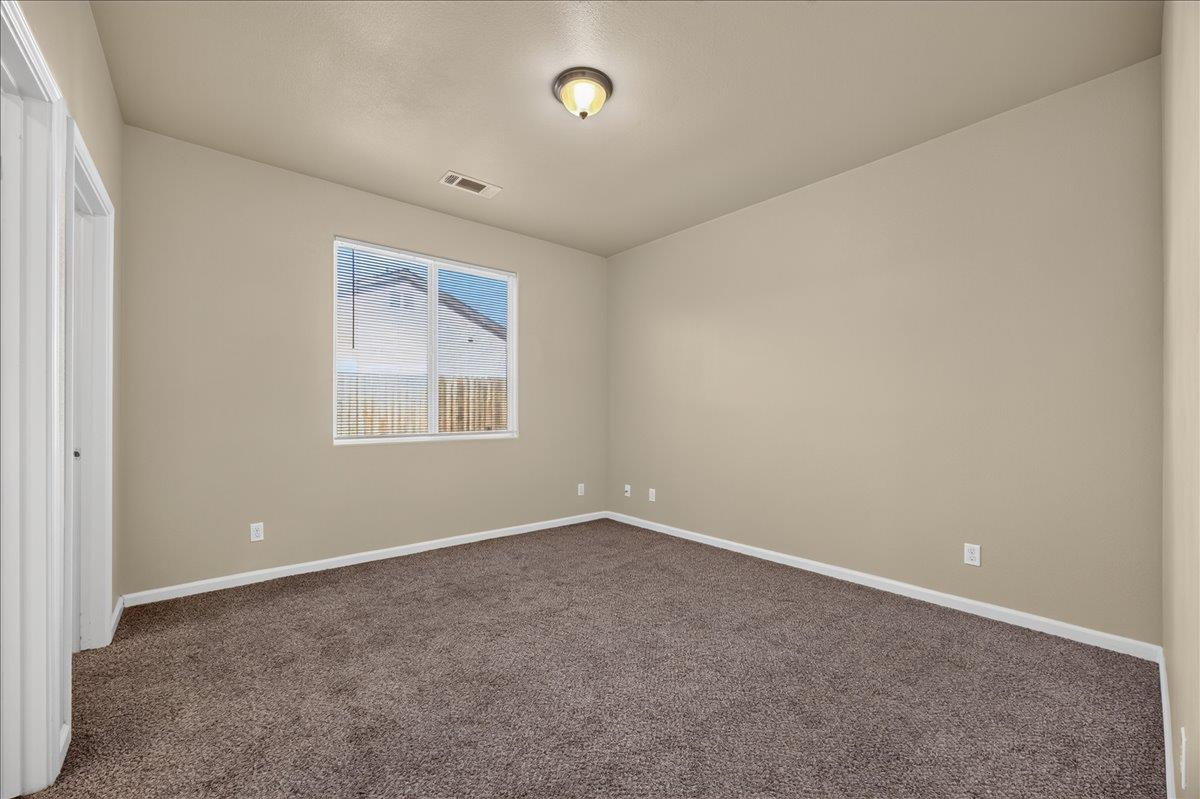 750 Celaya Way, Orange Cove, CA 93646