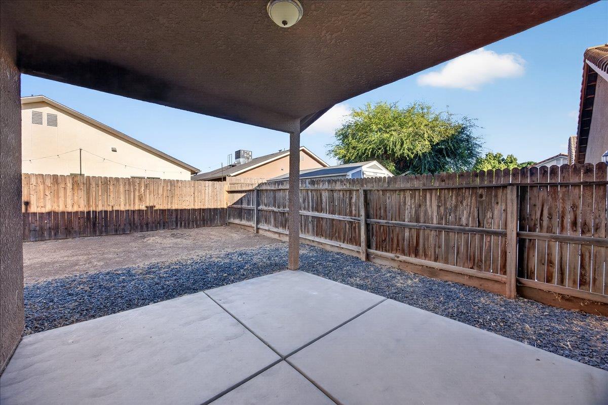 750 Celaya Way, Orange Cove, CA 93646