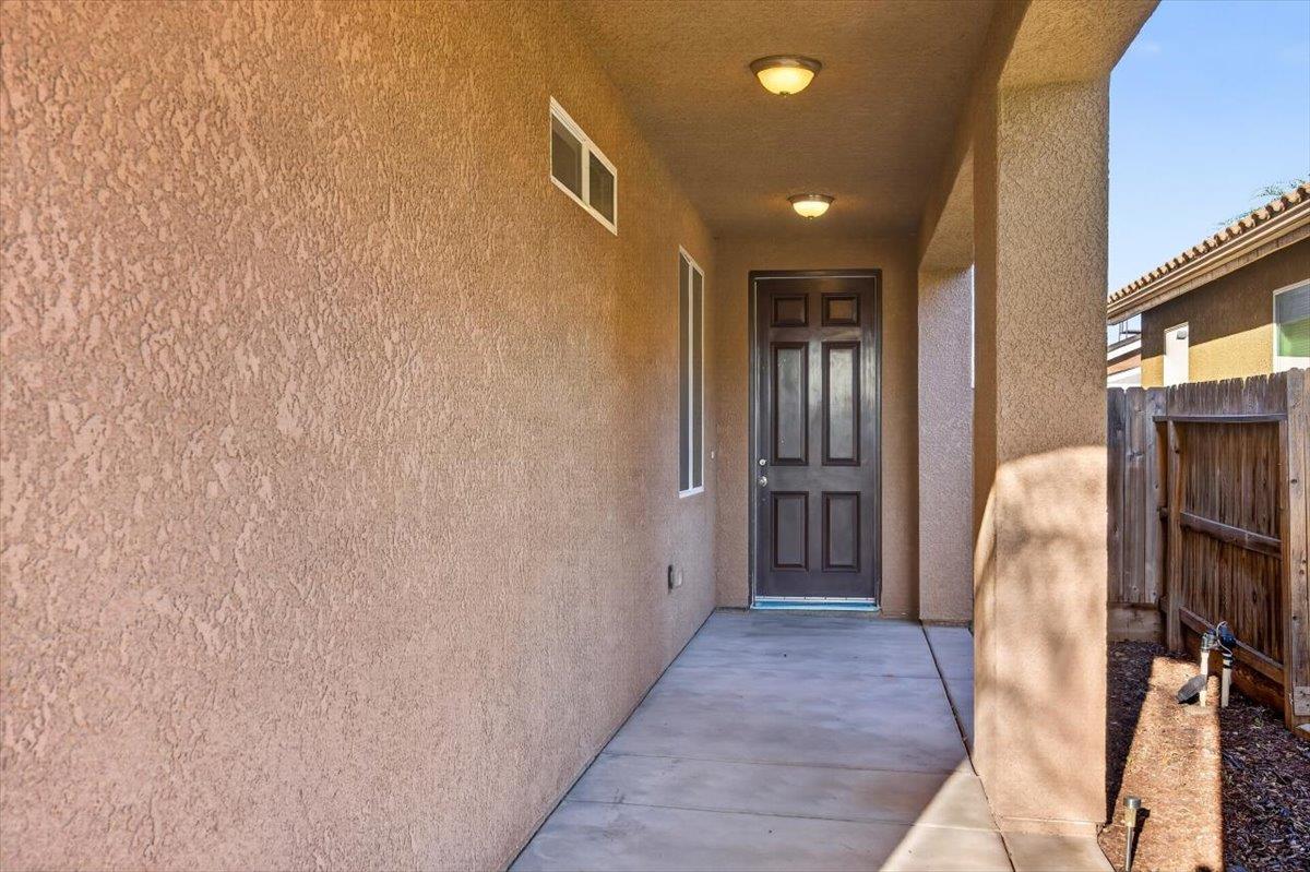 750 Celaya Way, Orange Cove, CA 93646