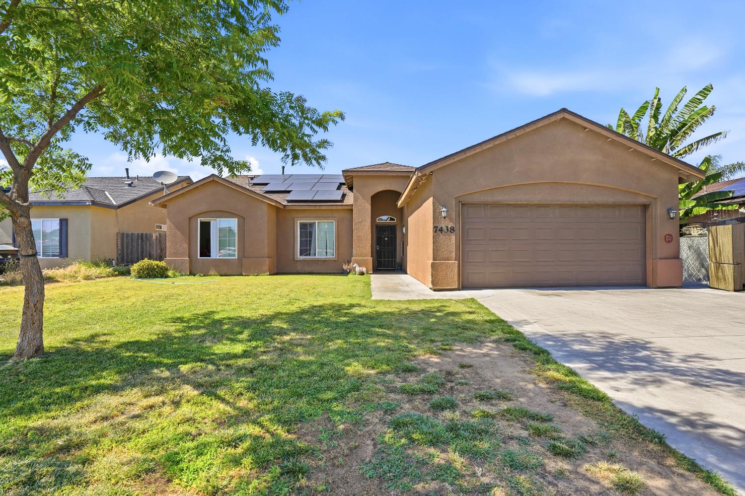 7438 Ensminger Ave E, Visalia, CA 93291