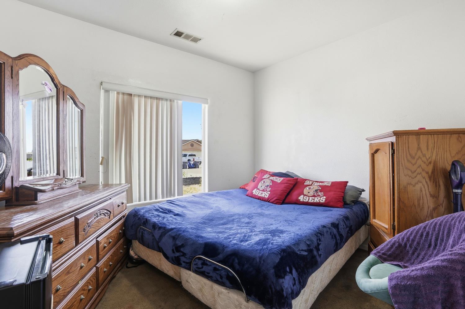 7438 Ensminger Ave E, Visalia, CA 93291