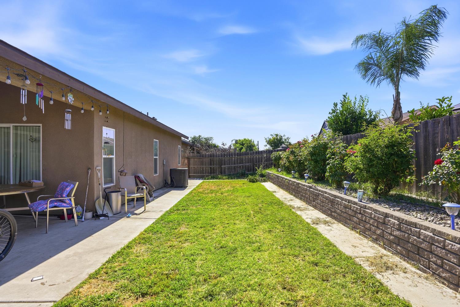 7438 Ensminger Ave E, Visalia, CA 93291