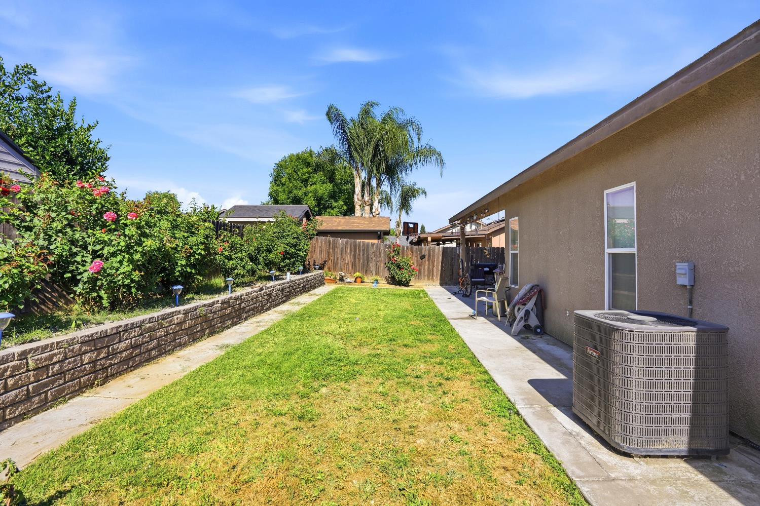 7438 Ensminger Ave E, Visalia, CA 93291
