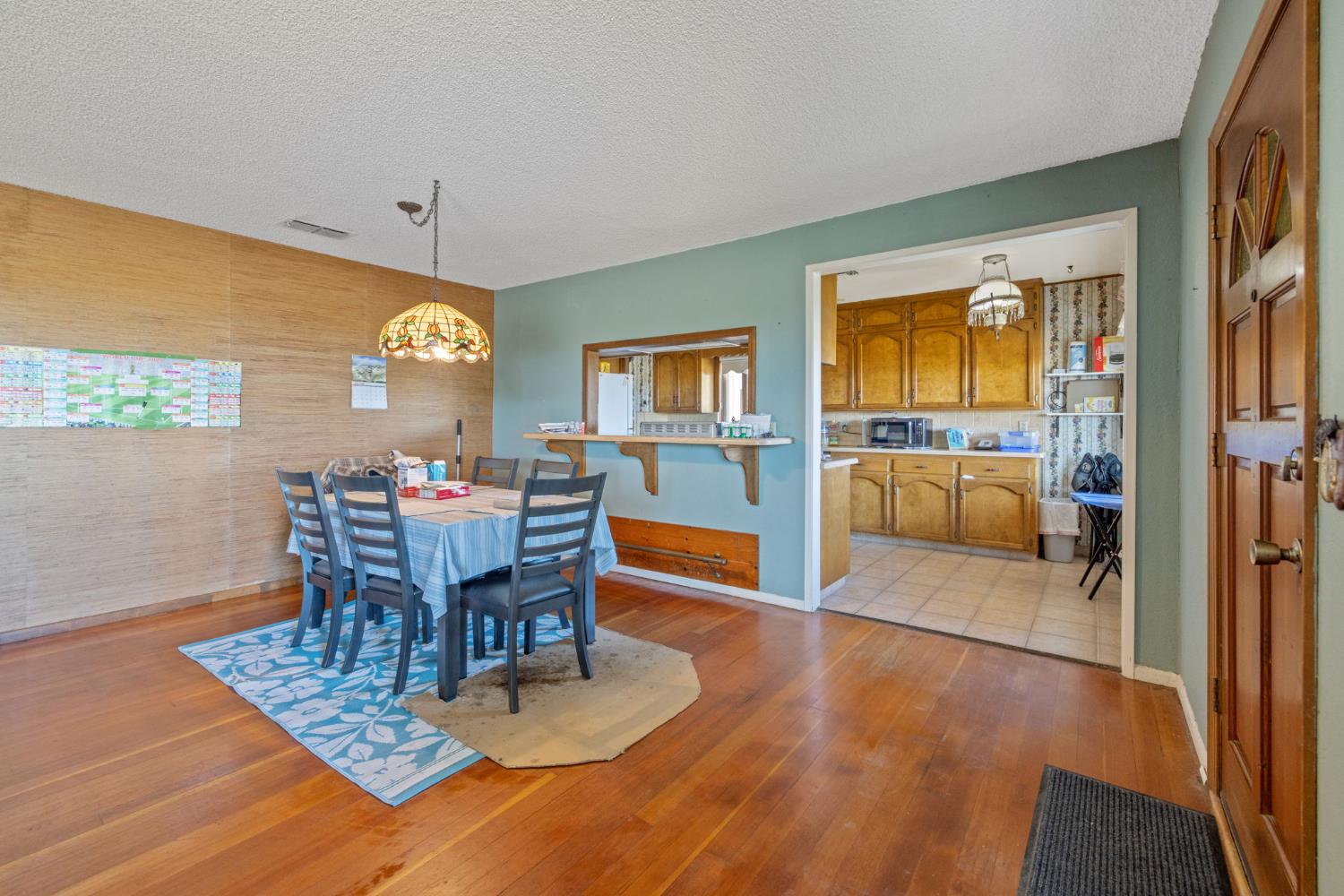16565 Lacey Blvd, Lemoore, CA 93245