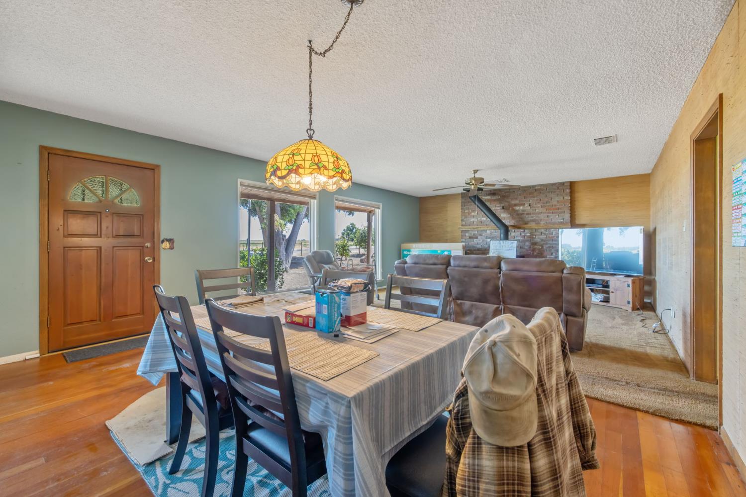 16565 Lacey Blvd, Lemoore, CA 93245