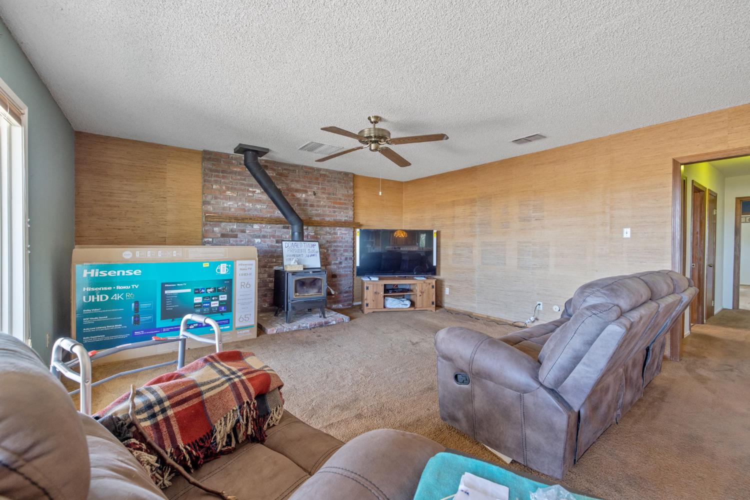 16565 Lacey Blvd, Lemoore, CA 93245