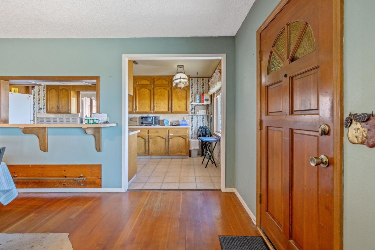16565 Lacey Blvd, Lemoore, CA 93245