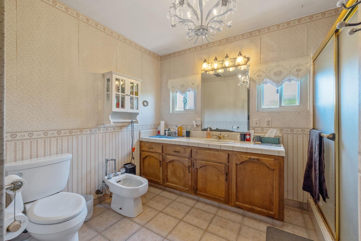 16565 Lacey Blvd, Lemoore, CA 93245