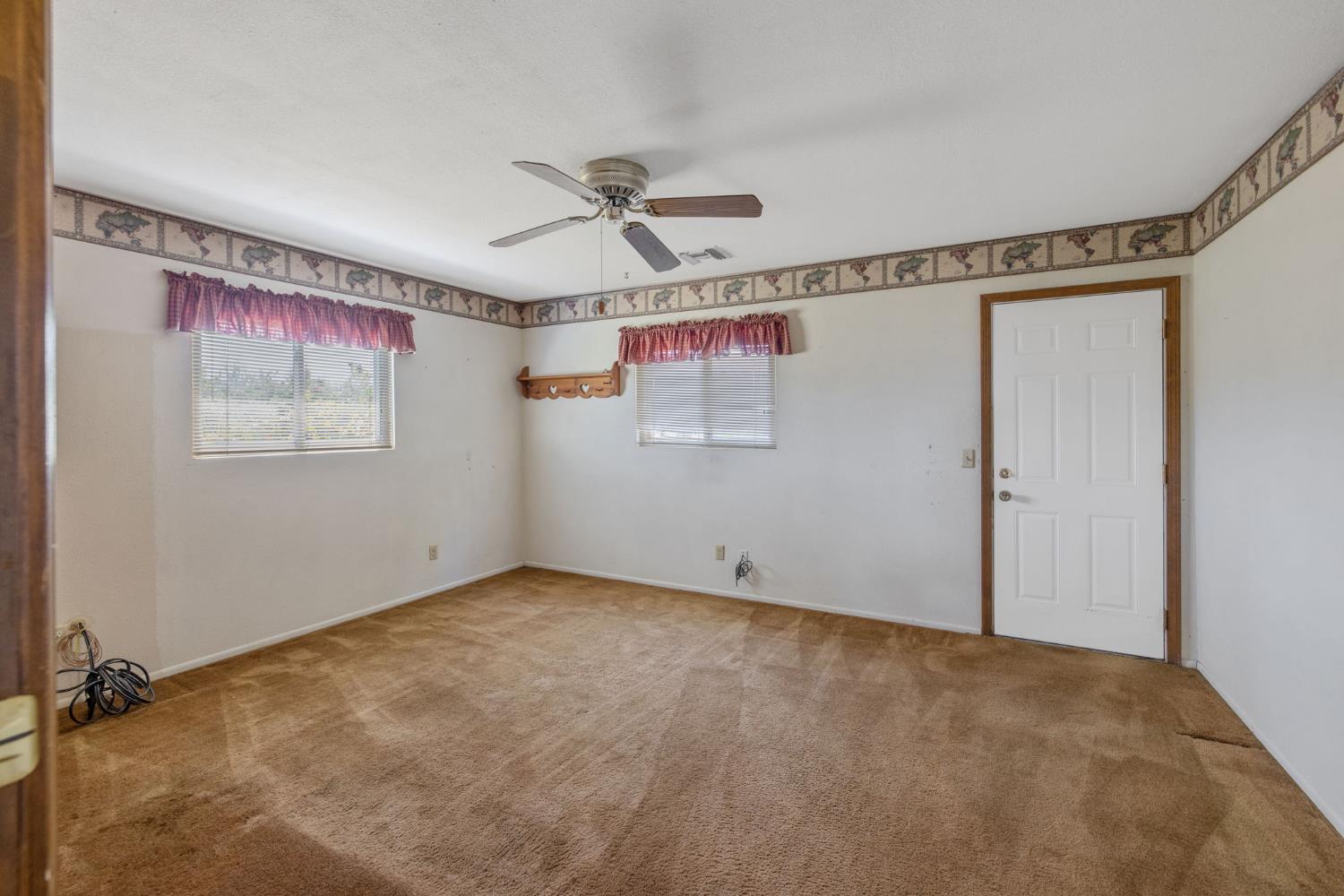 16565 Lacey Blvd, Lemoore, CA 93245