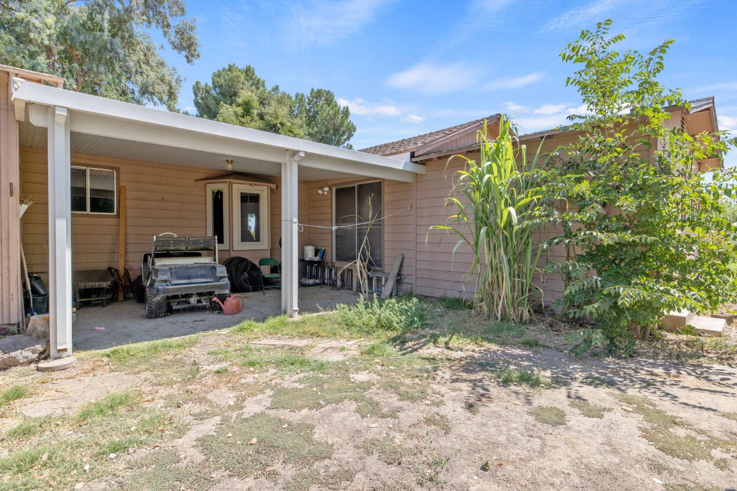 16565 Lacey Blvd, Lemoore, CA 93245