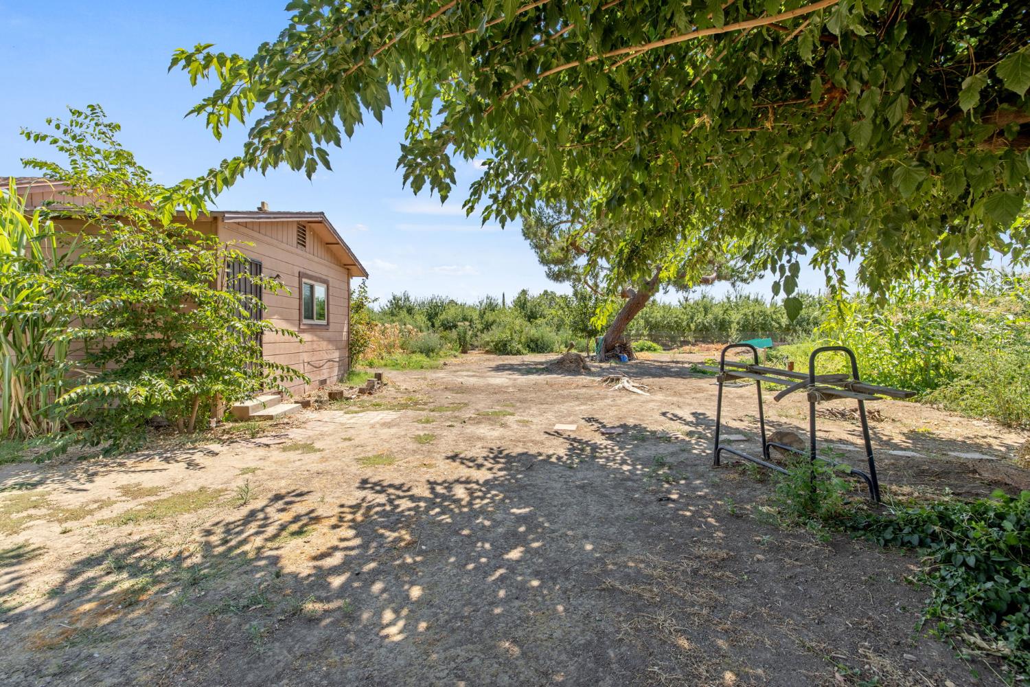 16565 Lacey Blvd, Lemoore, CA 93245