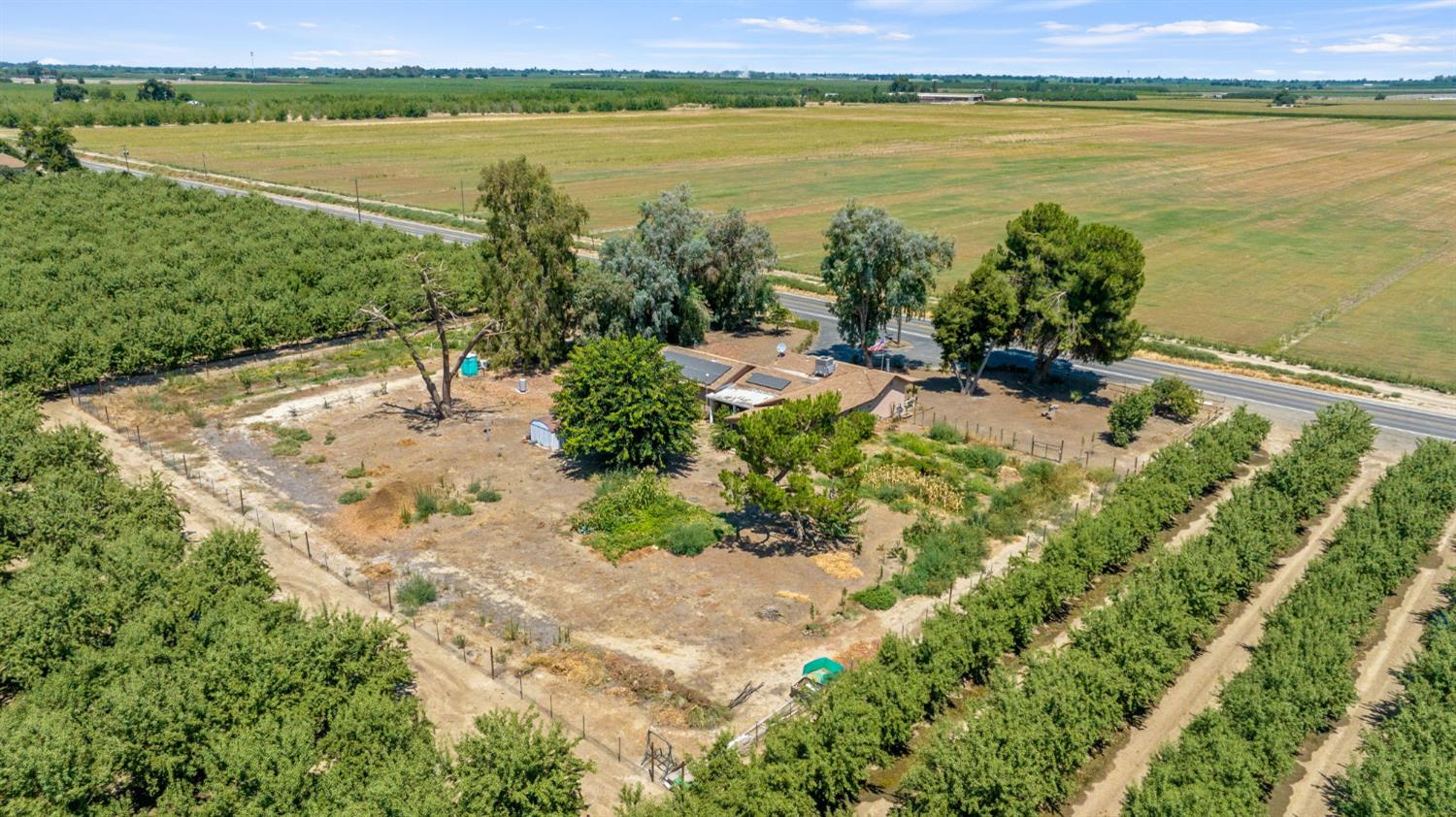 16565 Lacey Blvd, Lemoore, CA 93245