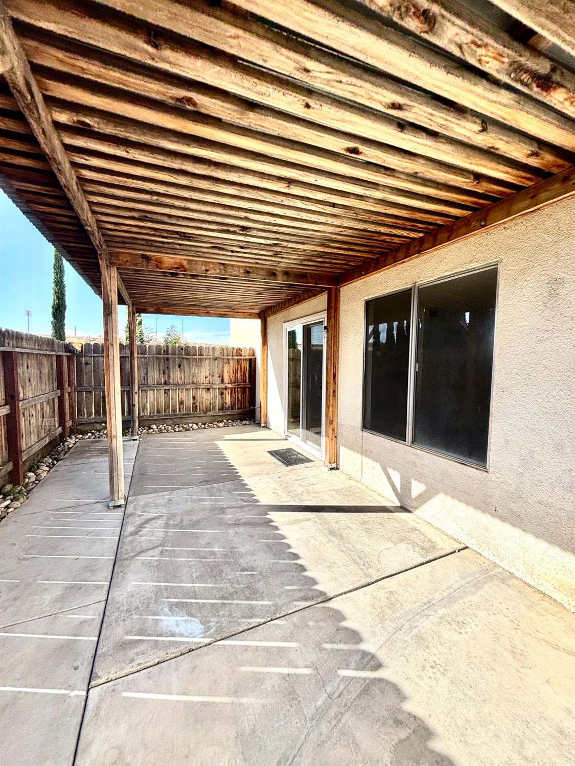 4929 N Winery Cir #112, Fresno, CA 93726