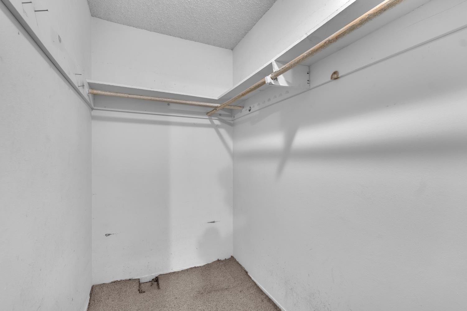 6805 N Backer, Fresno, CA 93710