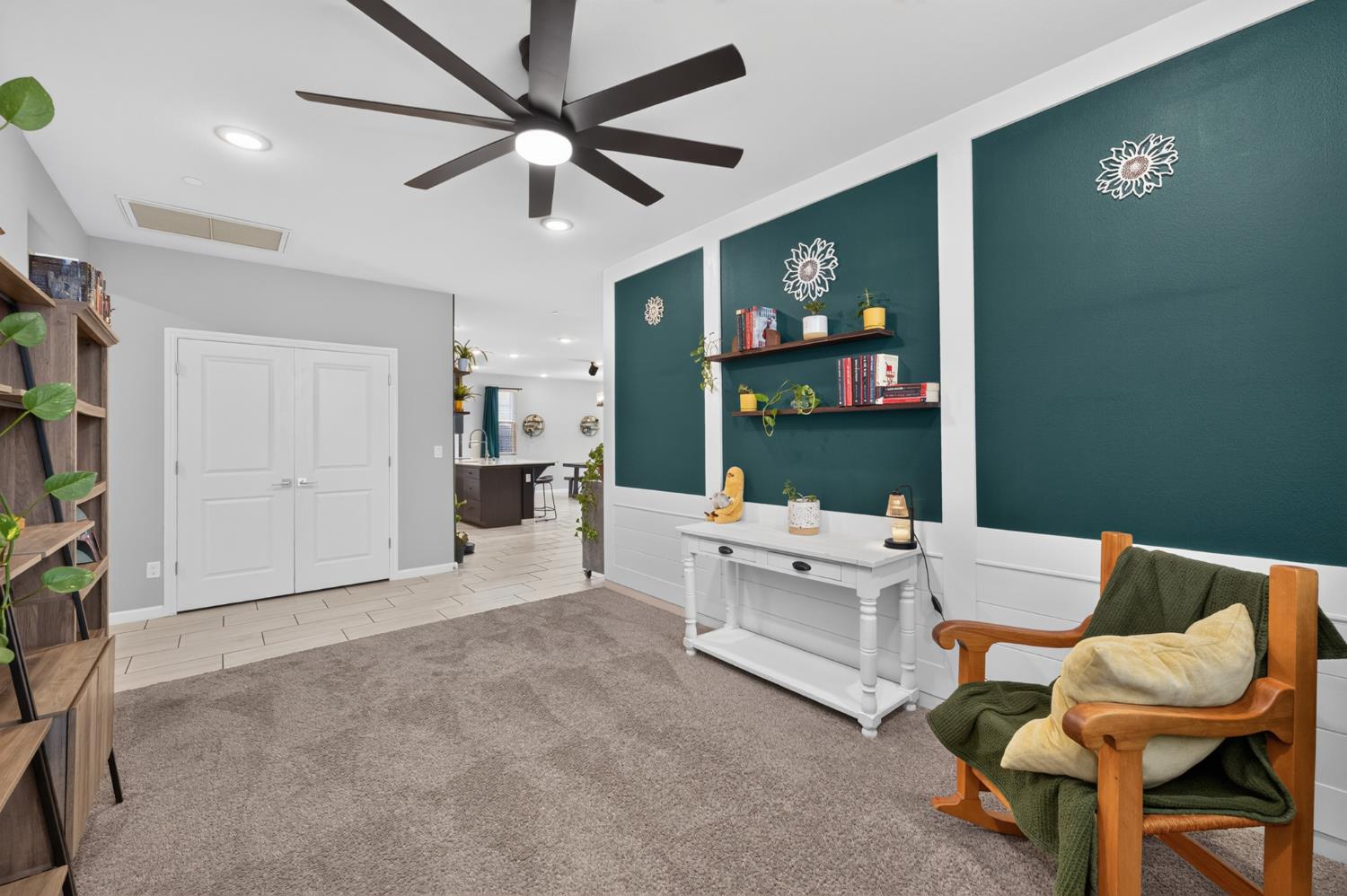 4113 Sussex Ave, Clovis, CA 93619