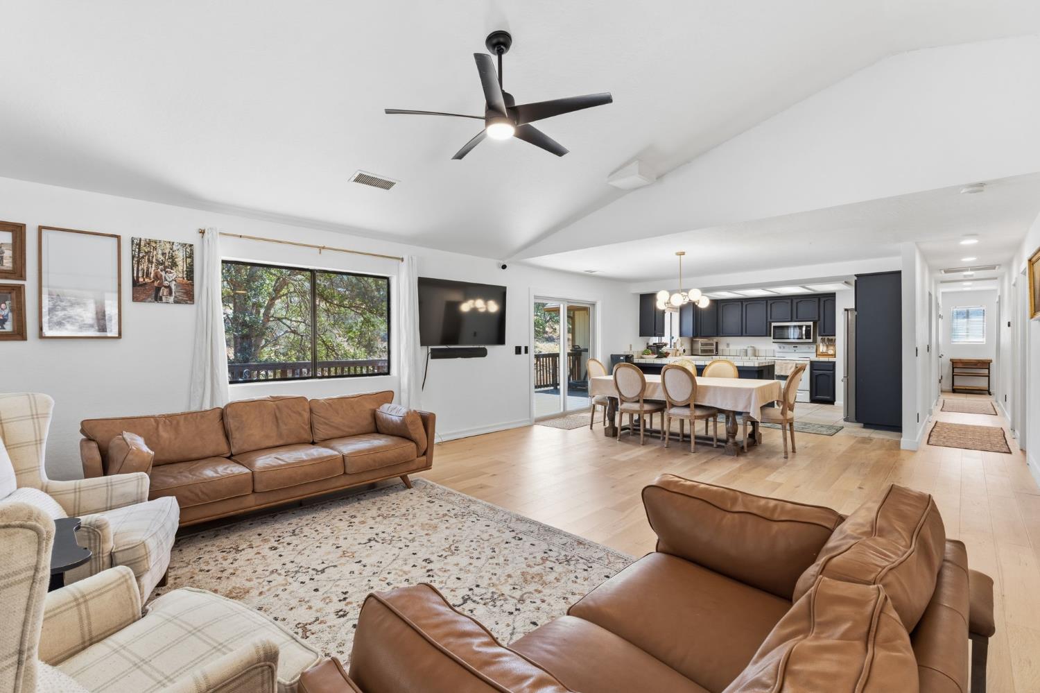 28841 Yosemite Springs Pkwy, Coarsegold, CA 93614