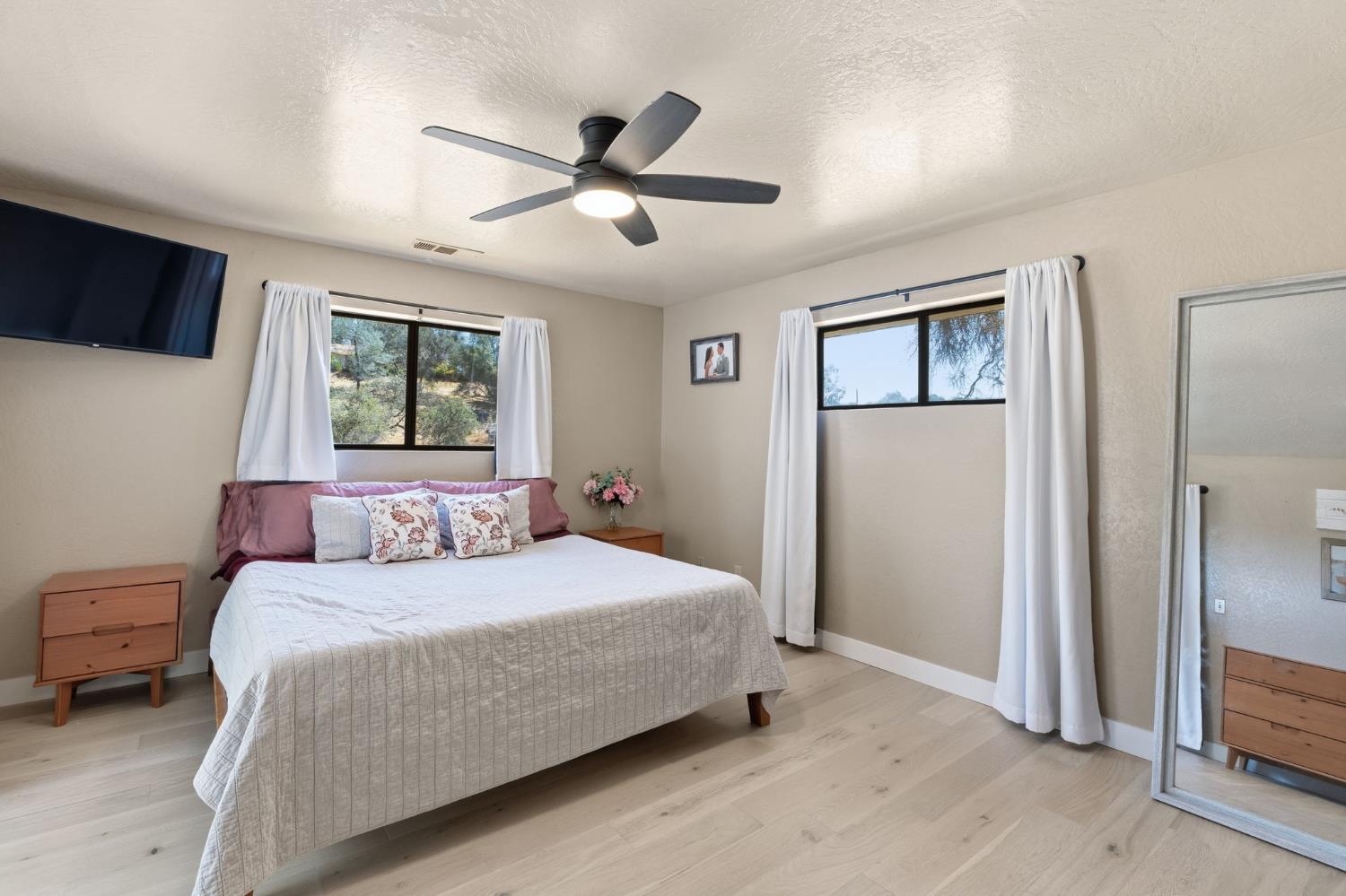28841 Yosemite Springs Pkwy, Coarsegold, CA 93614