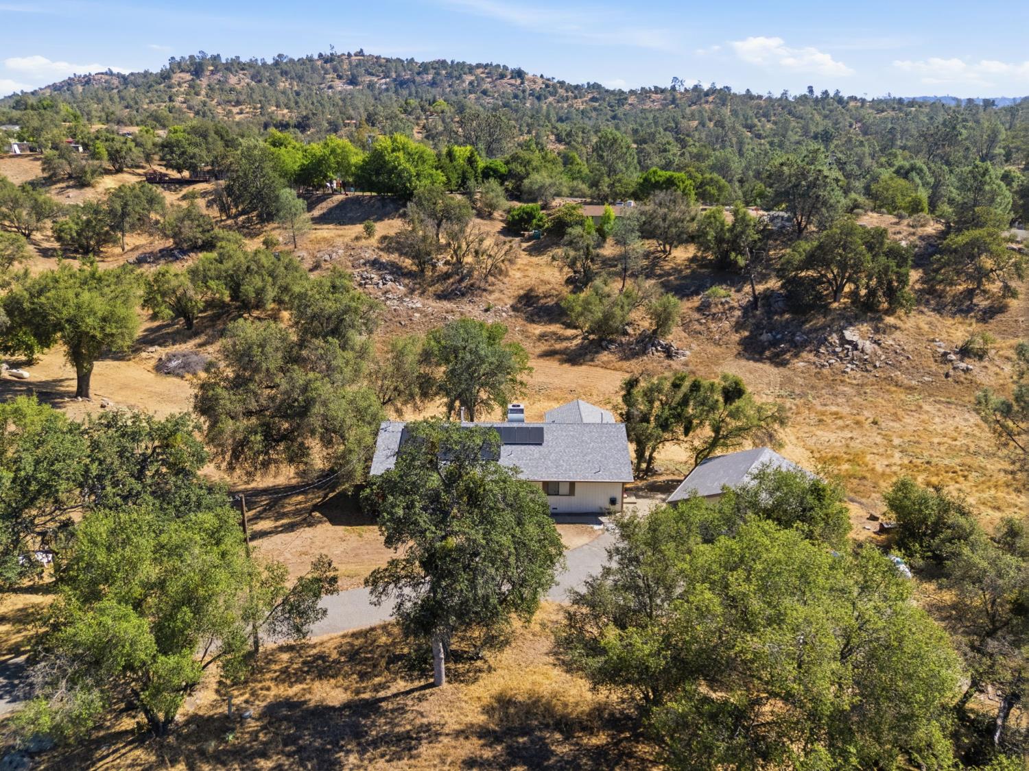 28841 Yosemite Springs Pkwy, Coarsegold, CA 93614
