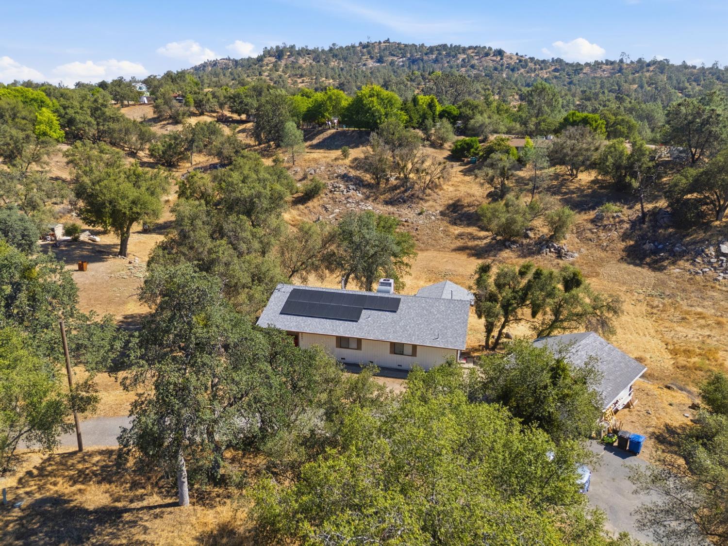 28841 Yosemite Springs Pkwy, Coarsegold, CA 93614