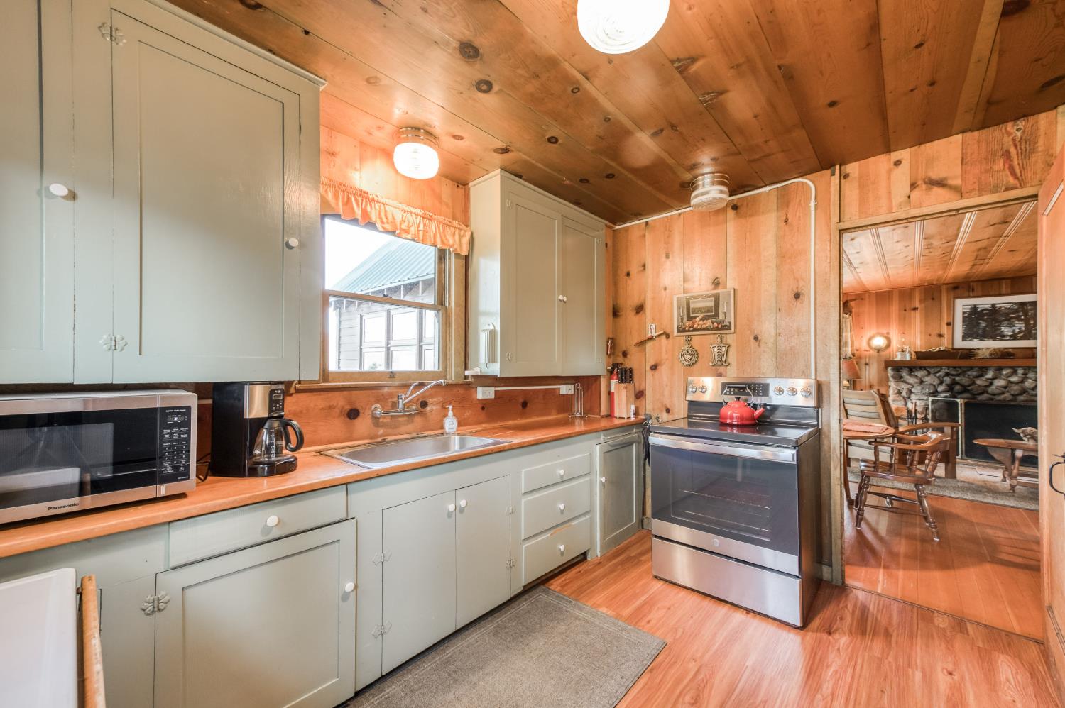58442 Huntington Lake Rd, Lakeshore, CA 93634