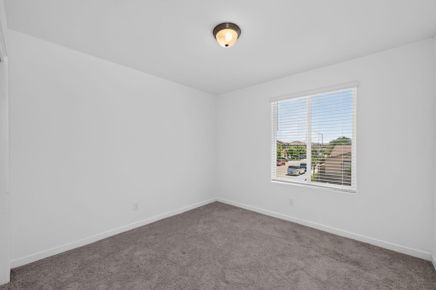 4065 N Contessa Ave, Fresno, CA 93723