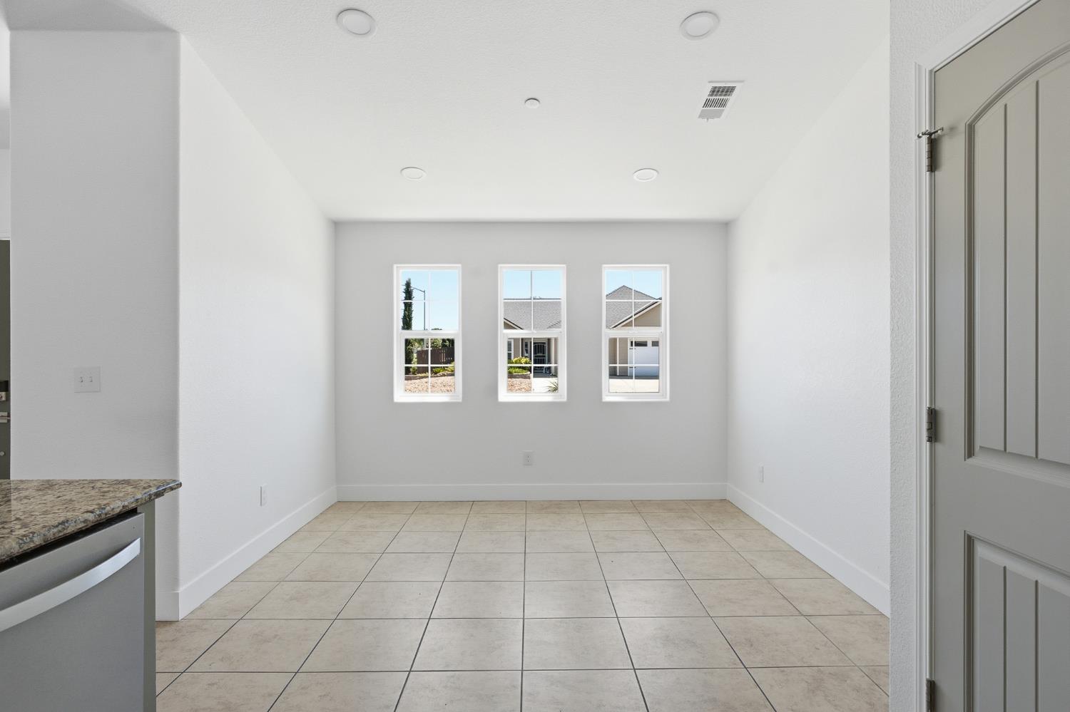 4648 W Harvard Ave, Fresno, CA 93722
