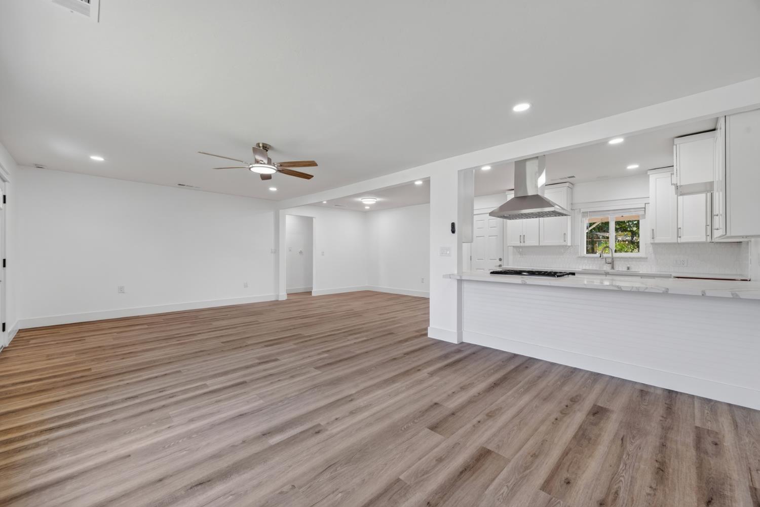 1001 12Th St, Orange Cove, CA 93646