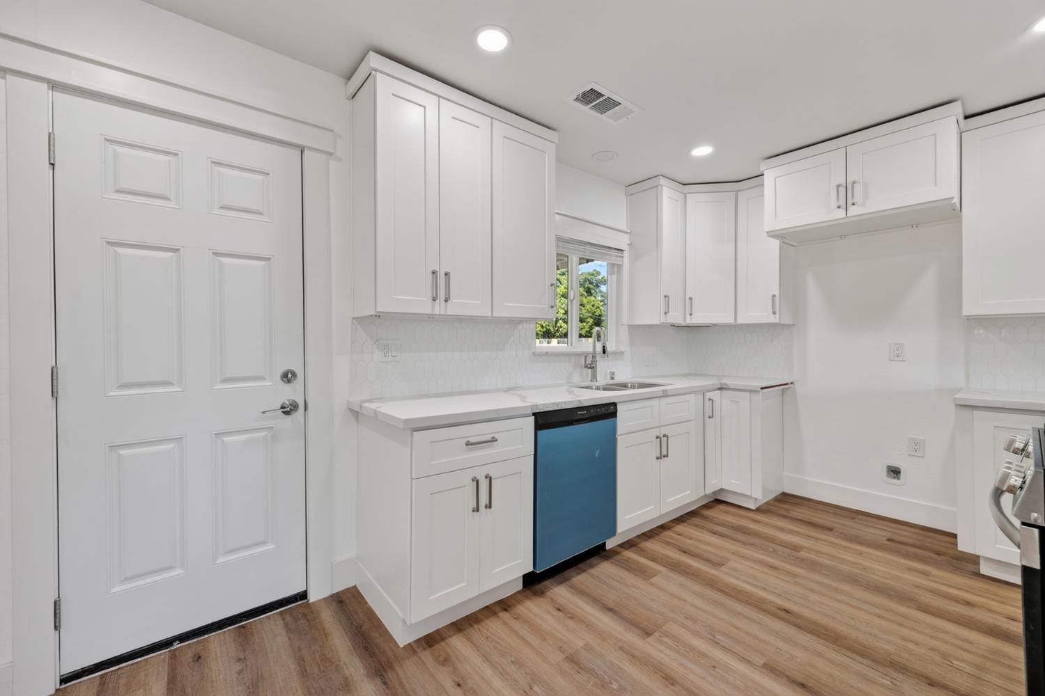 1001 12Th St, Orange Cove, CA 93646