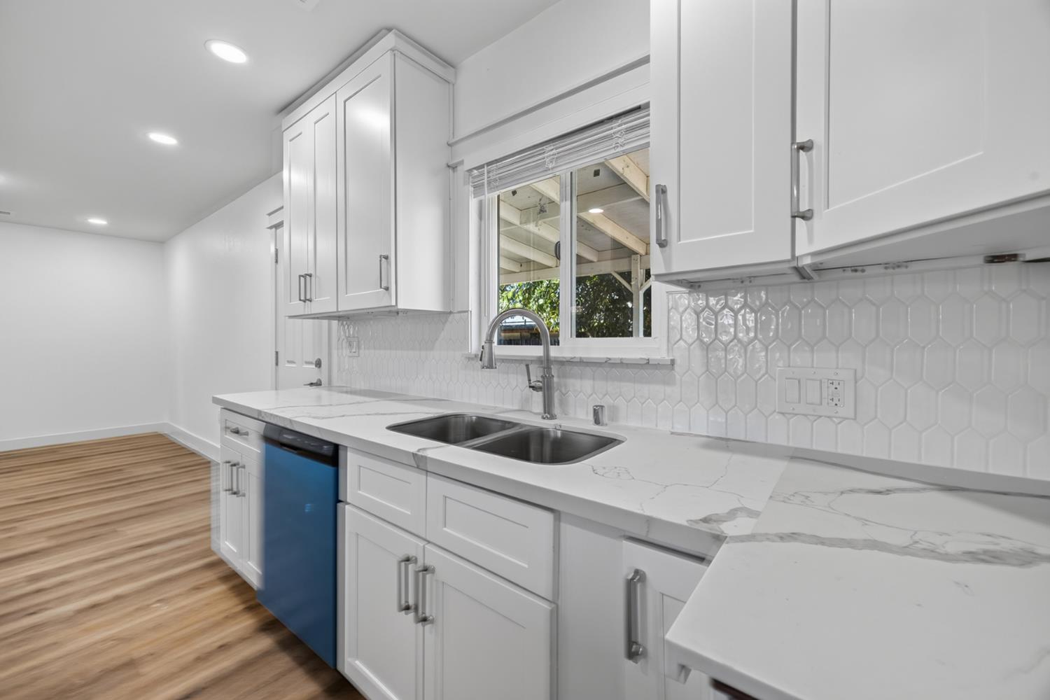 1001 12Th St, Orange Cove, CA 93646