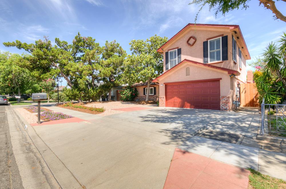 1846 W Indianapolis Ave, Fresno, CA 93705