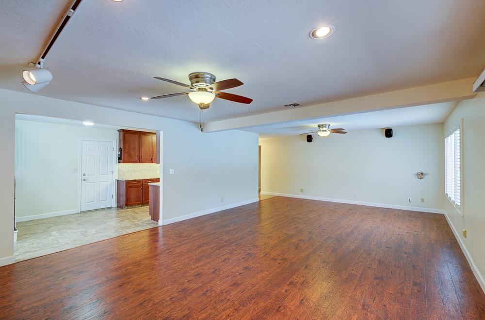 1846 W Indianapolis Ave, Fresno, CA 93705