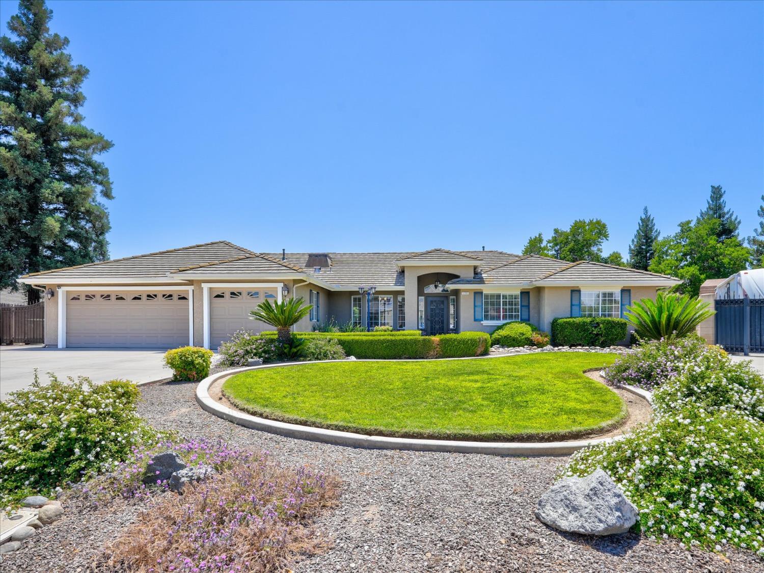 5291 W Spruce Ave, Fresno, CA 93722