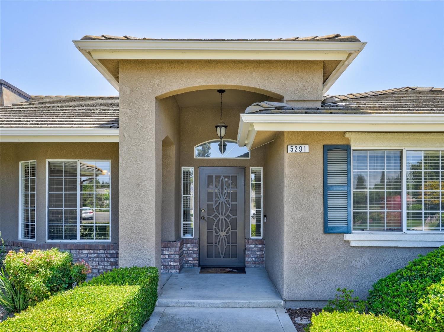 5291 W Spruce Ave, Fresno, CA 93722