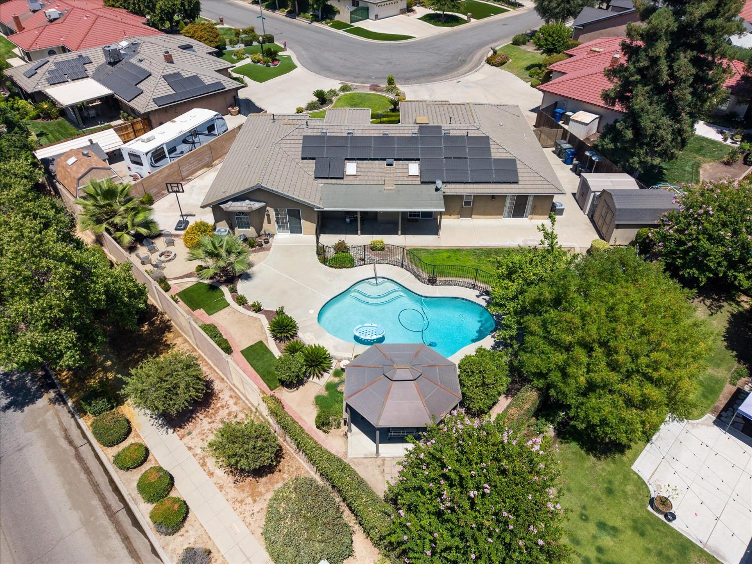 5291 W Spruce Ave, Fresno, CA 93722