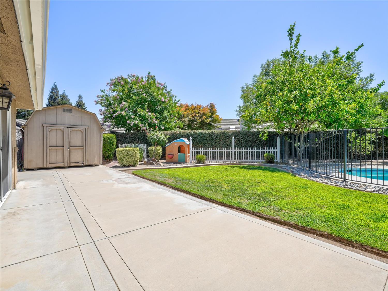 5291 W Spruce Ave, Fresno, CA 93722