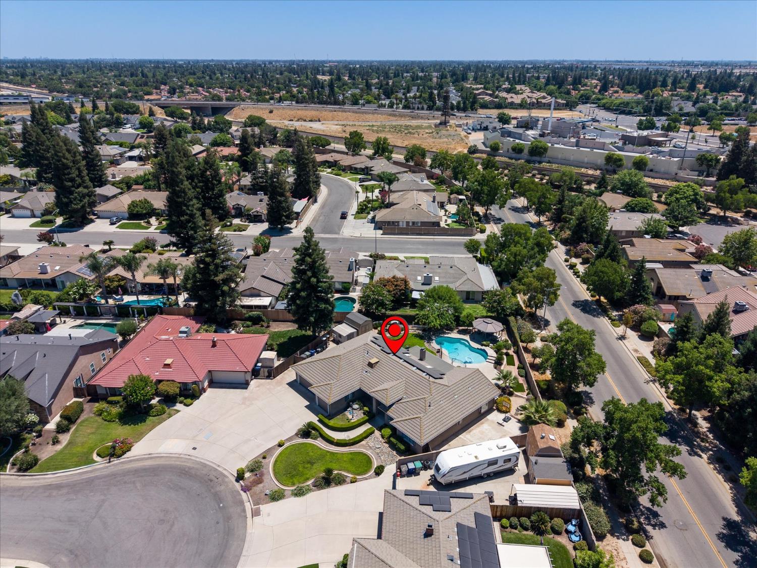 5291 W Spruce Ave, Fresno, CA 93722
