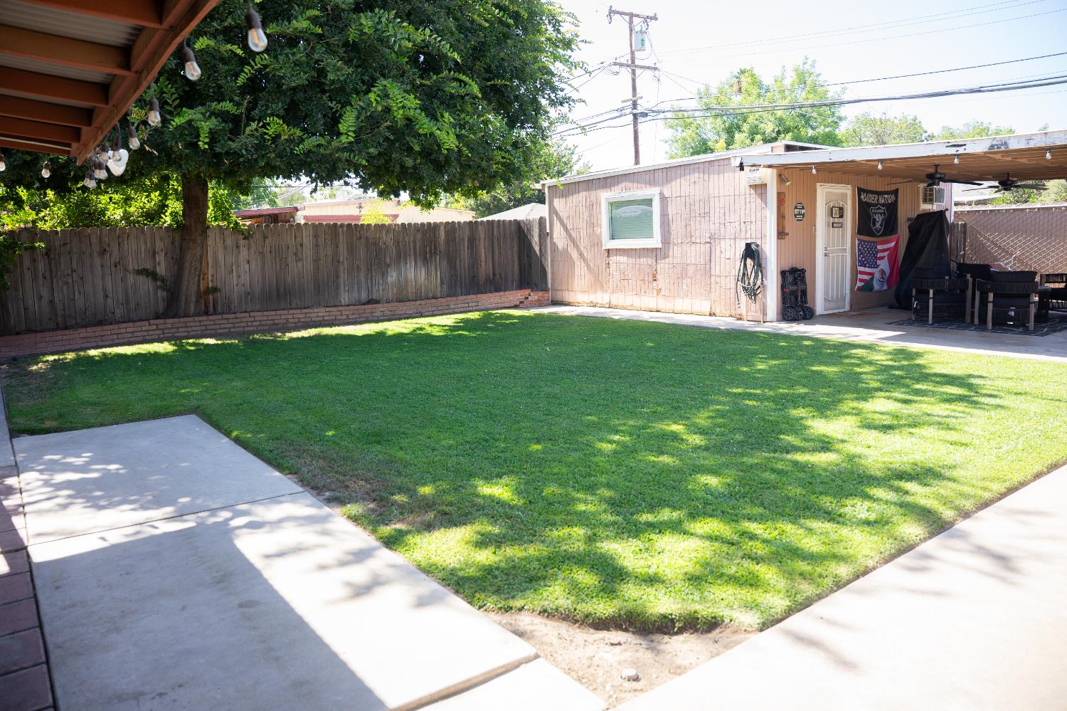 1626 W Yale Ave, Fresno, CA 93705
