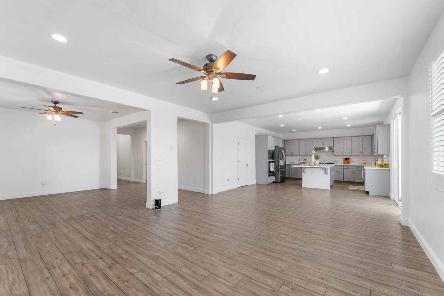 763 Howard St, Kingsburg, CA 93631