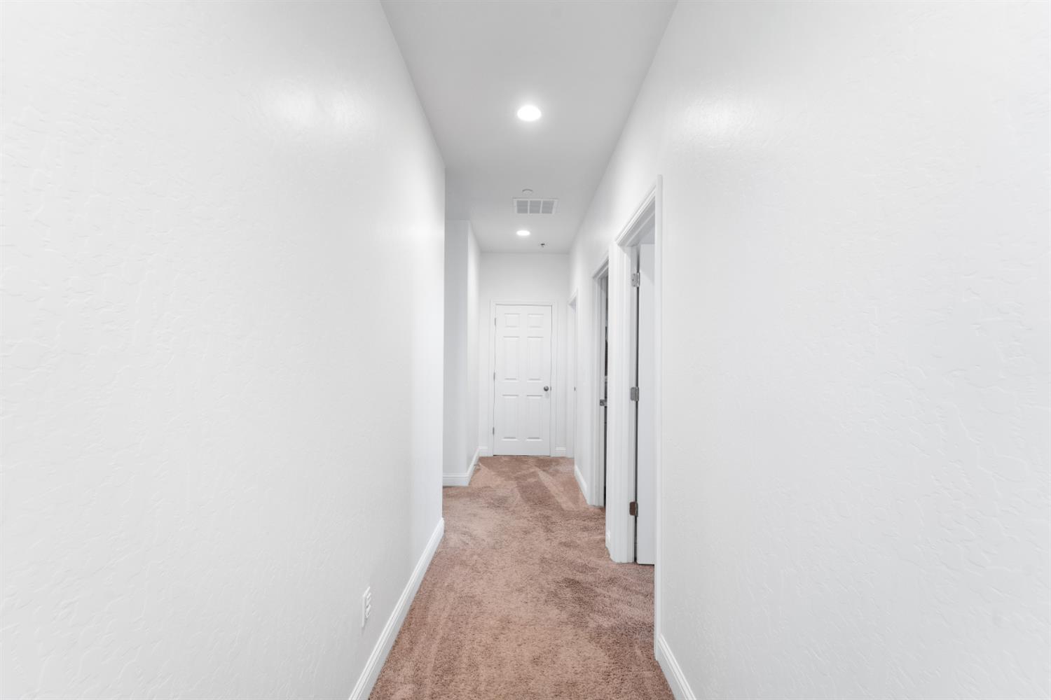 763 Howard St, Kingsburg, CA 93631