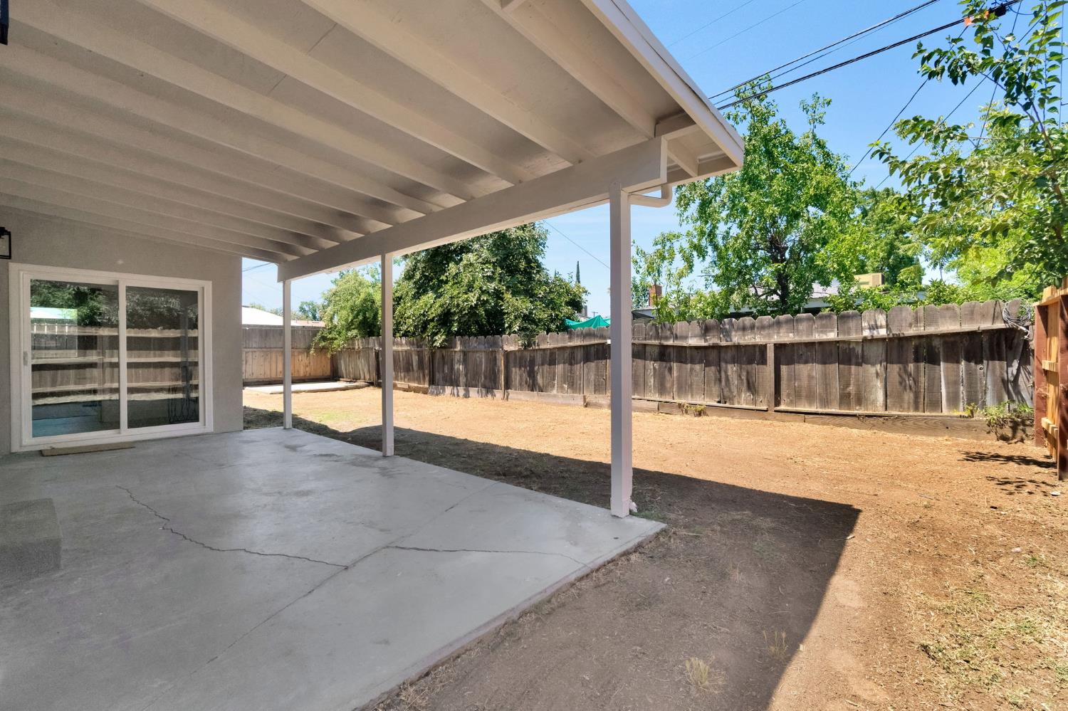 1834 S Backer Ave, Fresno, CA 93702