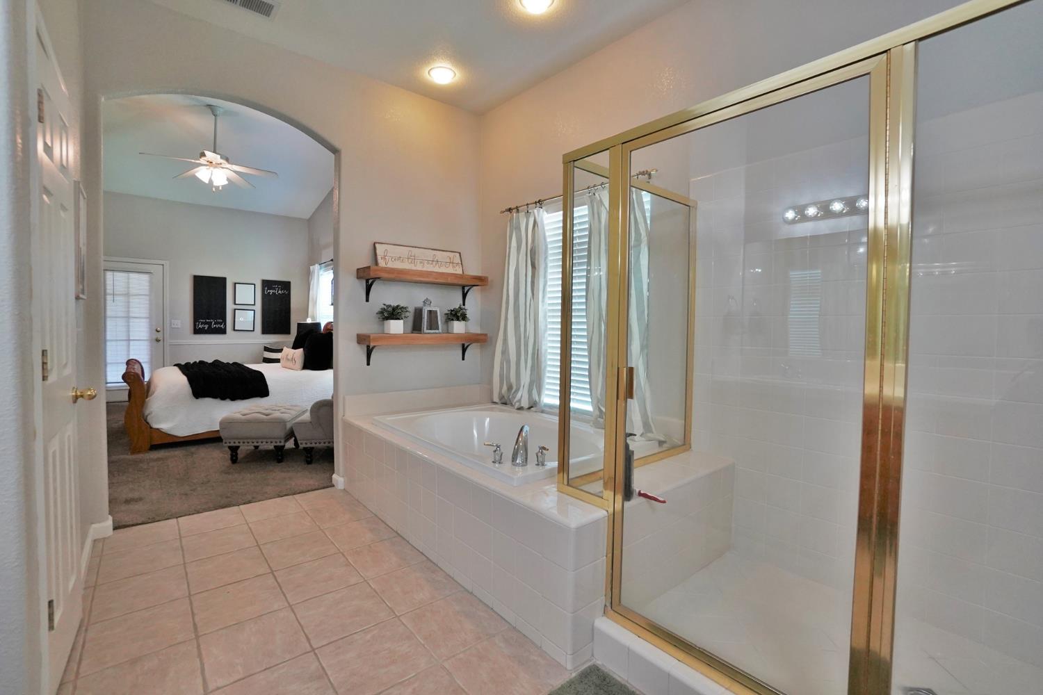 1059 W Julia Way, Hanford, CA 93230