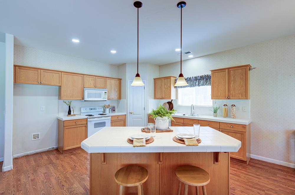 2671 Rall Ave, Clovis, CA 93611